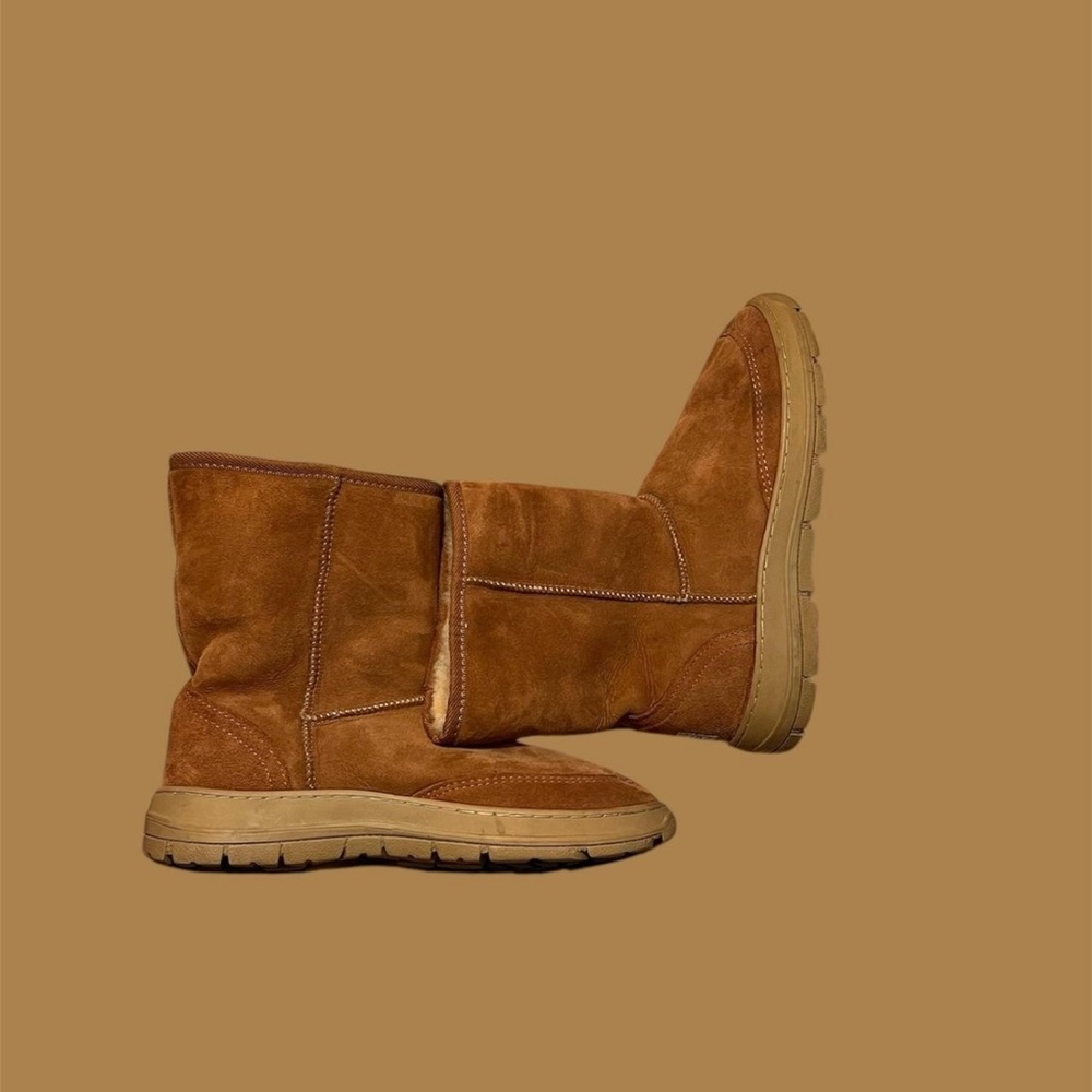 UGG Offroader Boots m10 w11 Pure Aussie Sheepskin